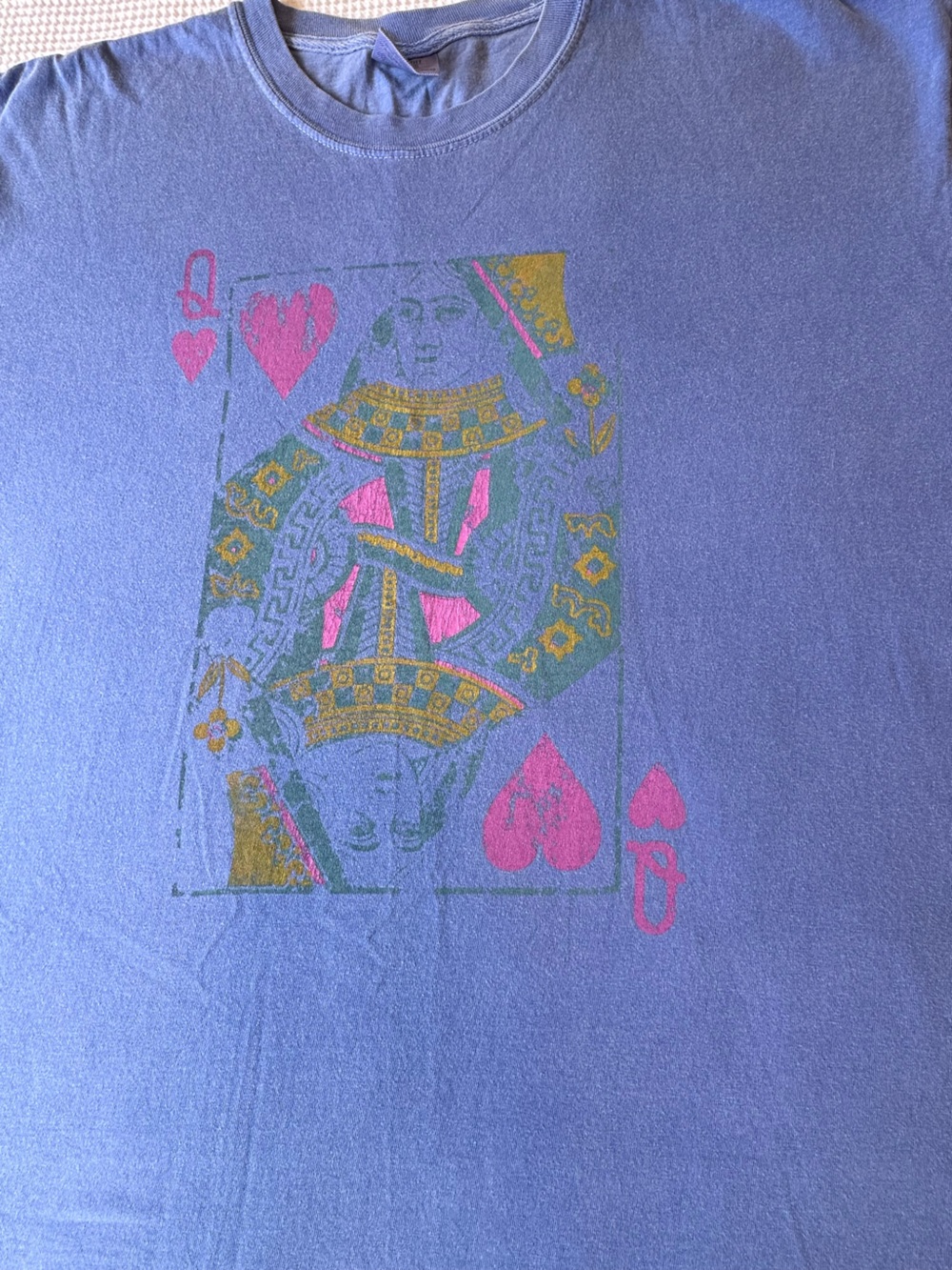 Comfort Colors Queen of Hearts Print in Pink, Gold, and Green